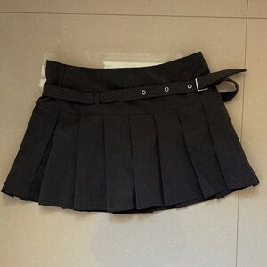 Zara Black Pleated Mini Skirt